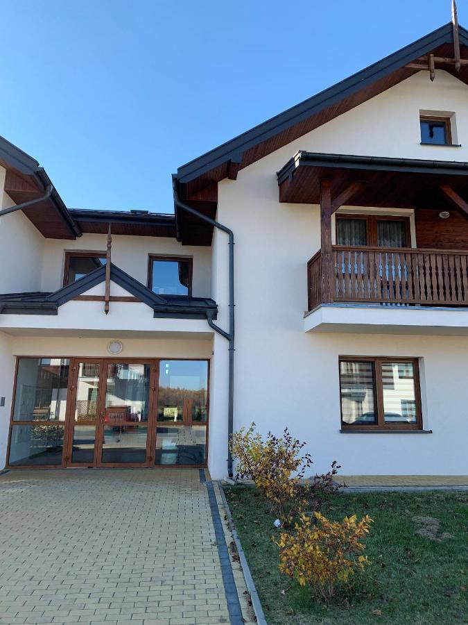 Komfort Apartament Naleczow Exterior photo